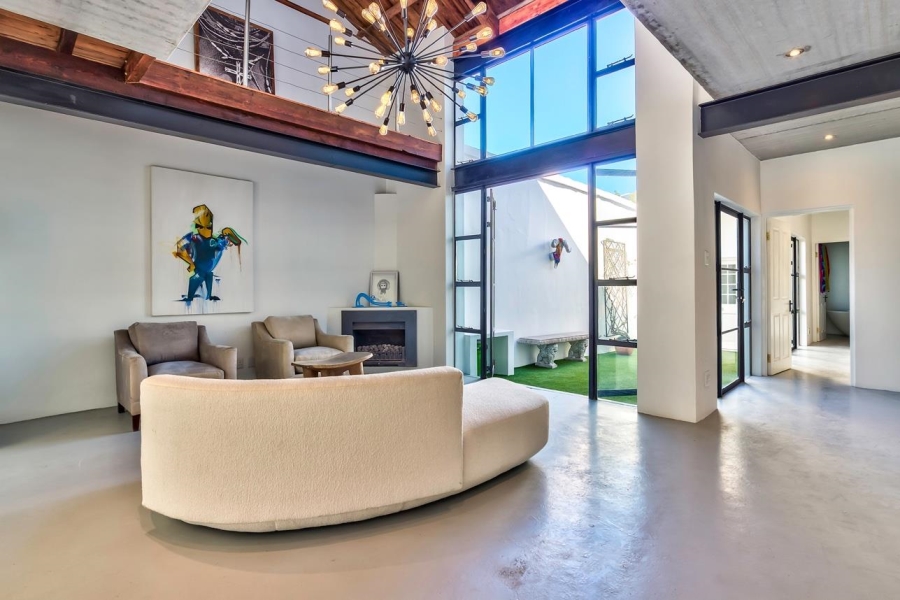 4 Bedroom Property for Sale in Gardens Western Cape